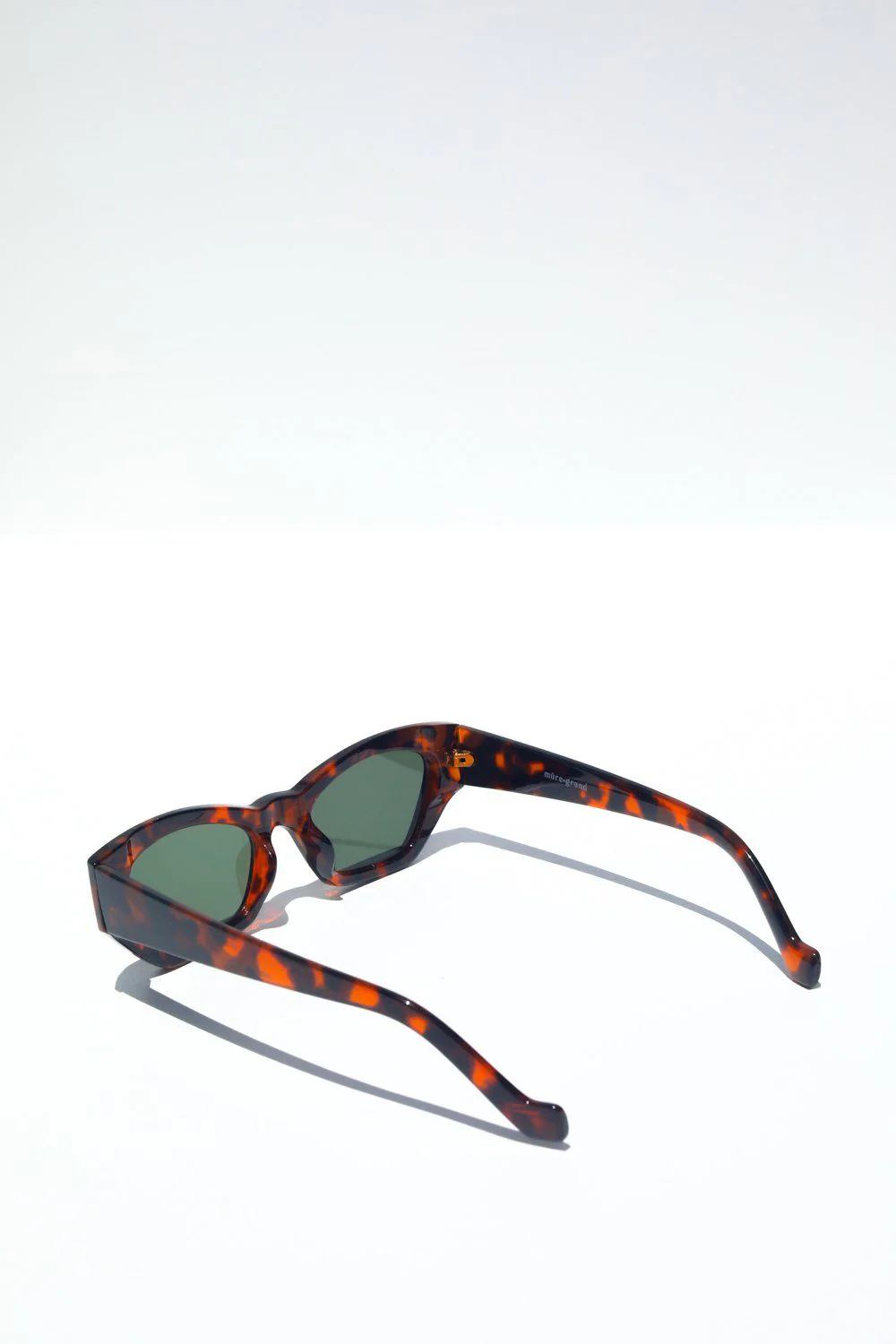 Breezy Chunky Frames Sunglasses - Image 11