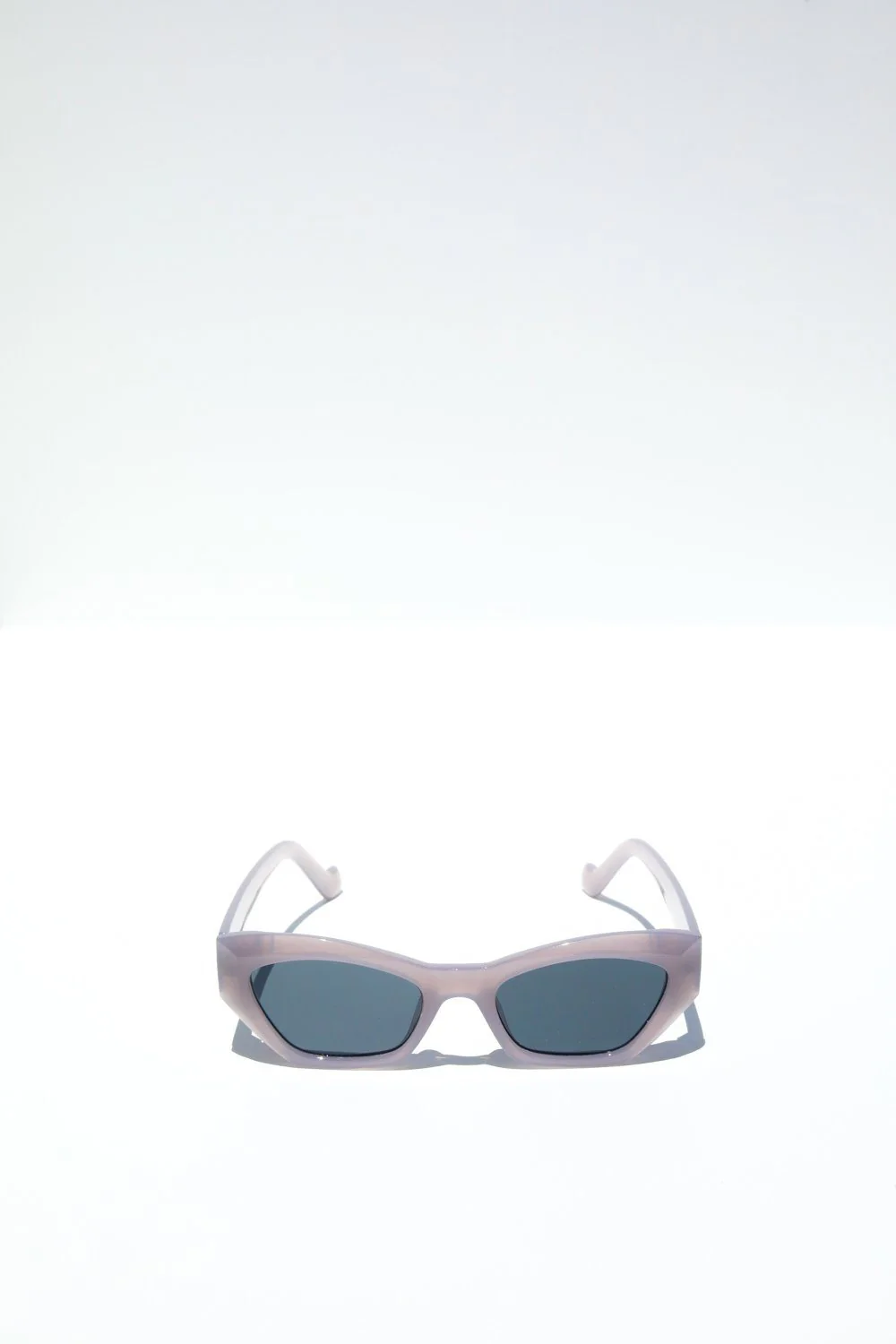 Breezy Chunky Frames Sunglasses - Image 6