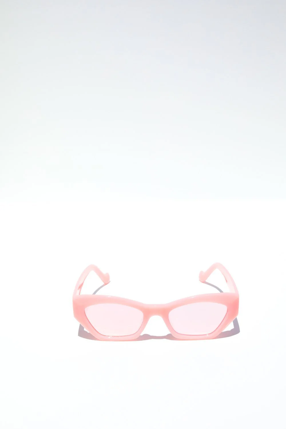Breezy Chunky Frames Sunglasses - Image 7