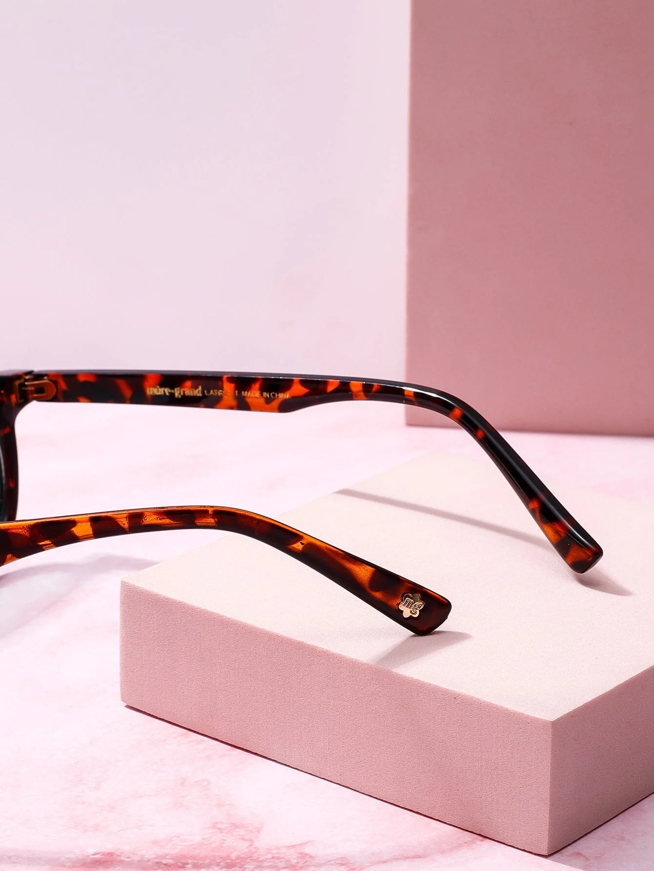 Cabo Rounded Sunglasses - Image 12