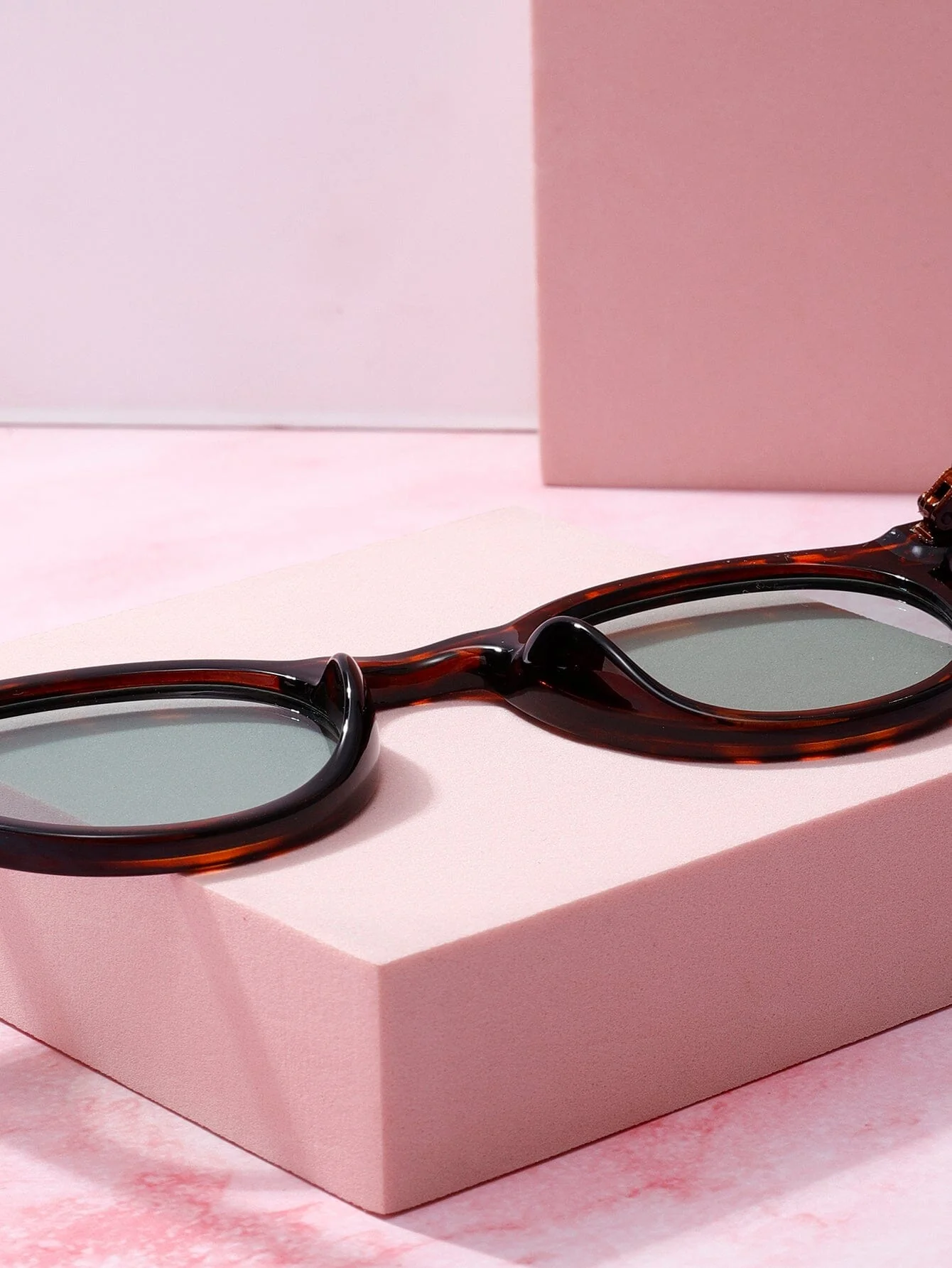 Cabo Rounded Sunglasses - Image 14