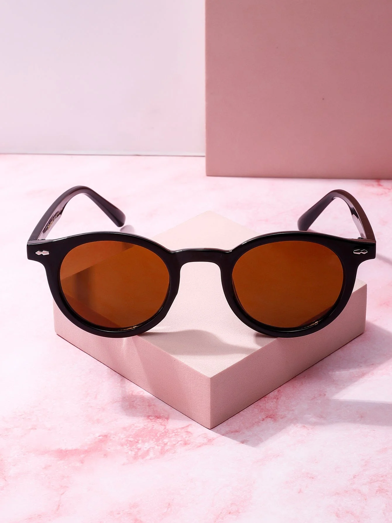 Cabo Rounded Sunglasses - Image 4