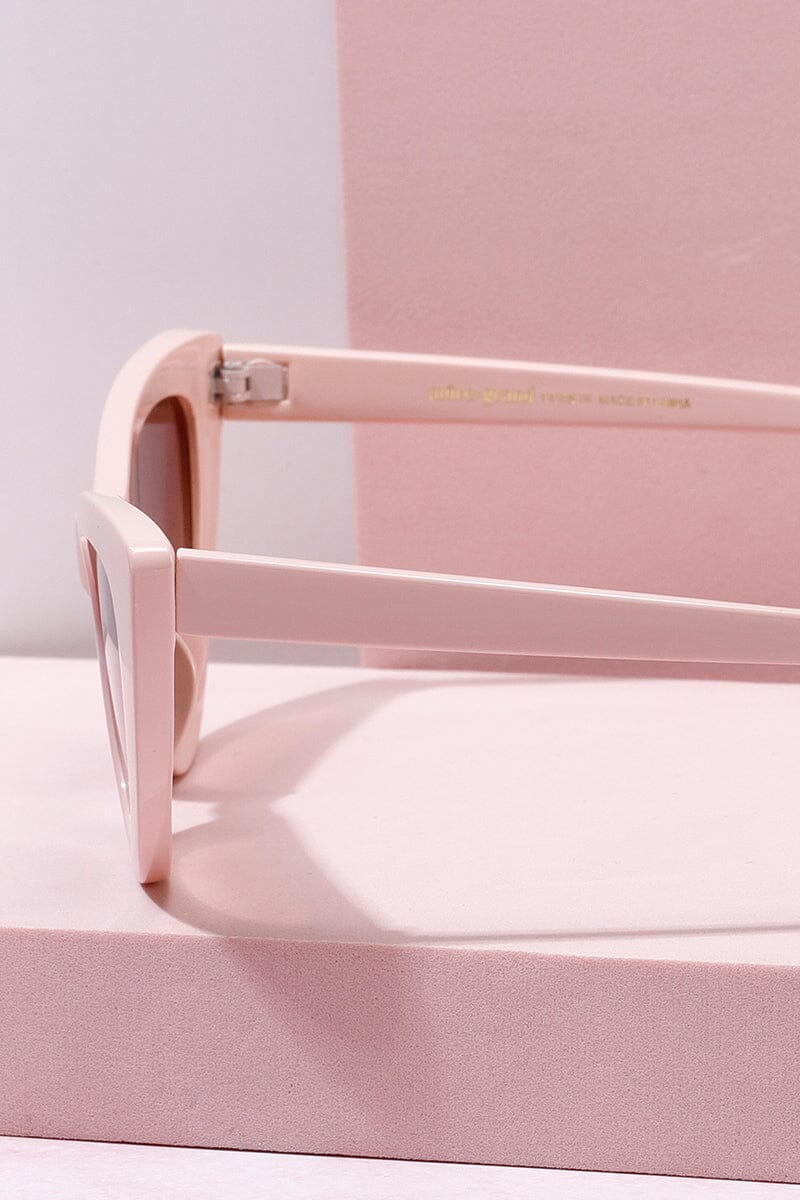 Capri Cateye Frame Sunglasses - Image 7