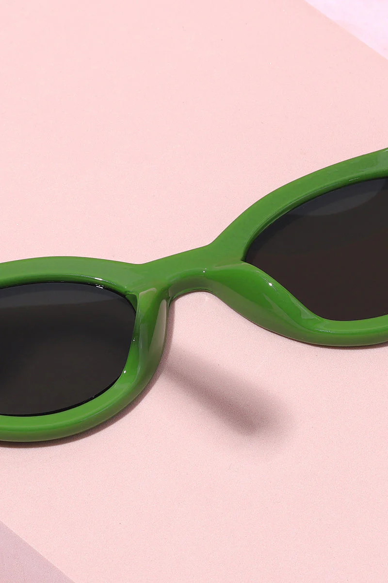 Chase The Sun Round Frame Sunglasses - Image 6