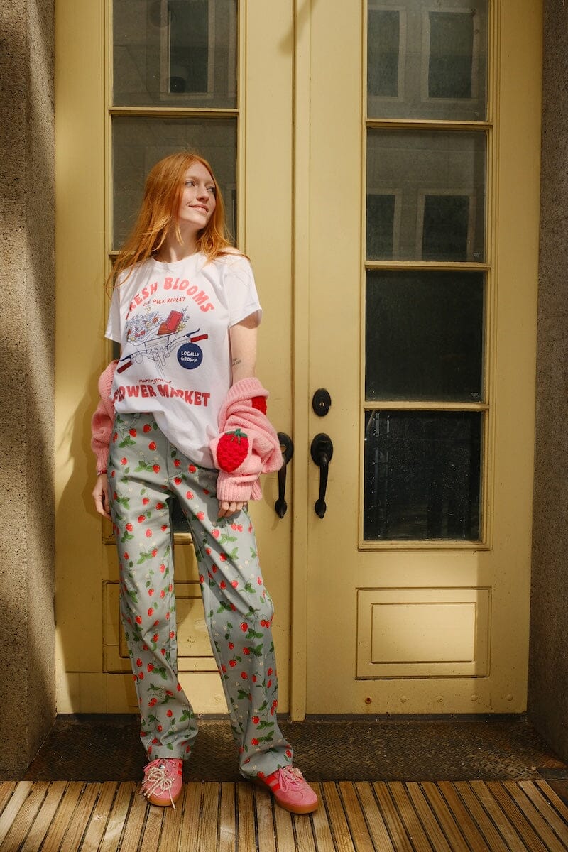 Fresh Blooms Flower Market Graphic T-shirt - Image 3