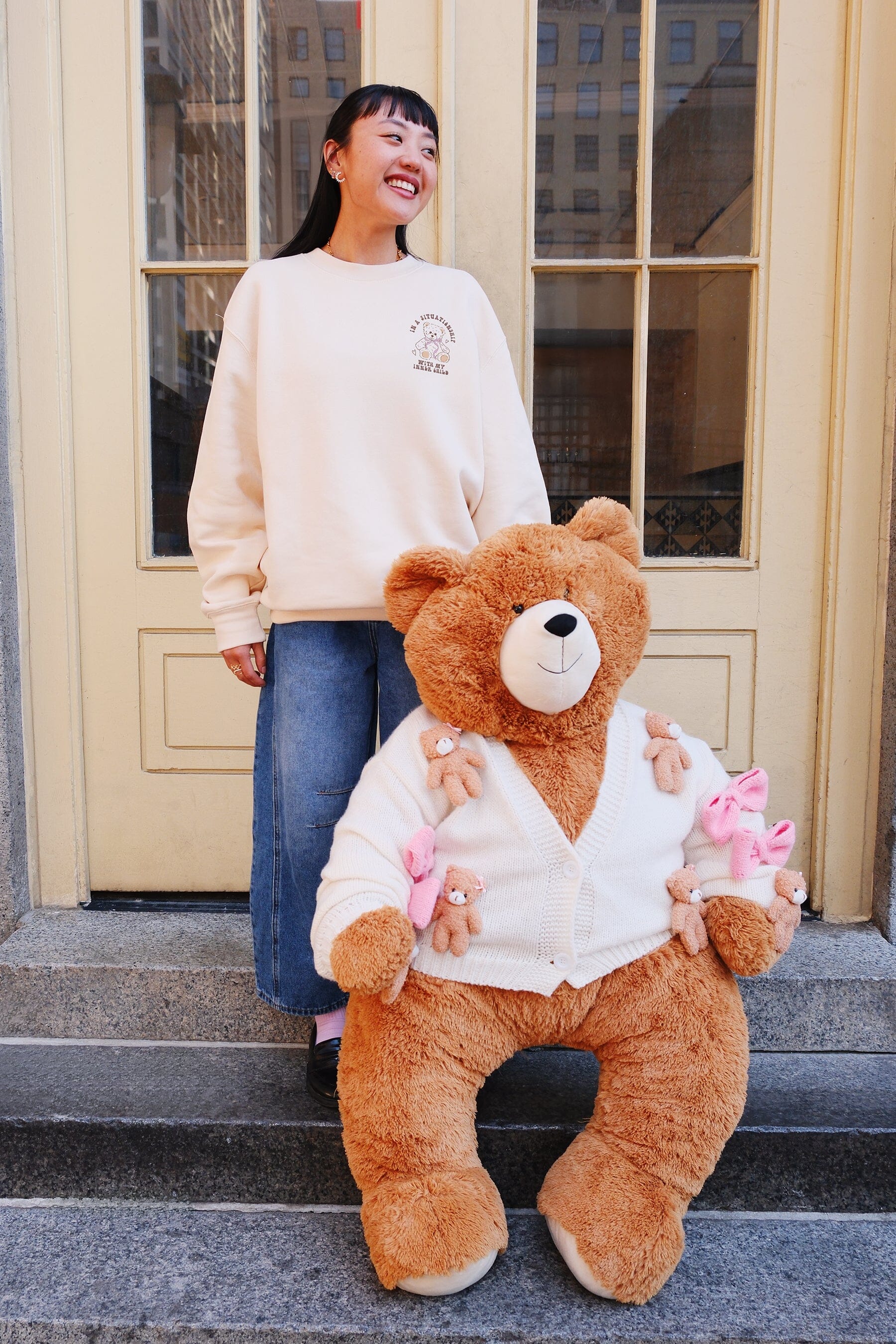 In A Situationship Graphic Sweatshirt - Image 7