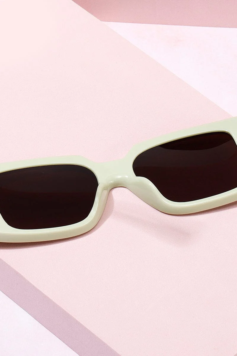 La Palma Square Frame Sunglasses - Image 6