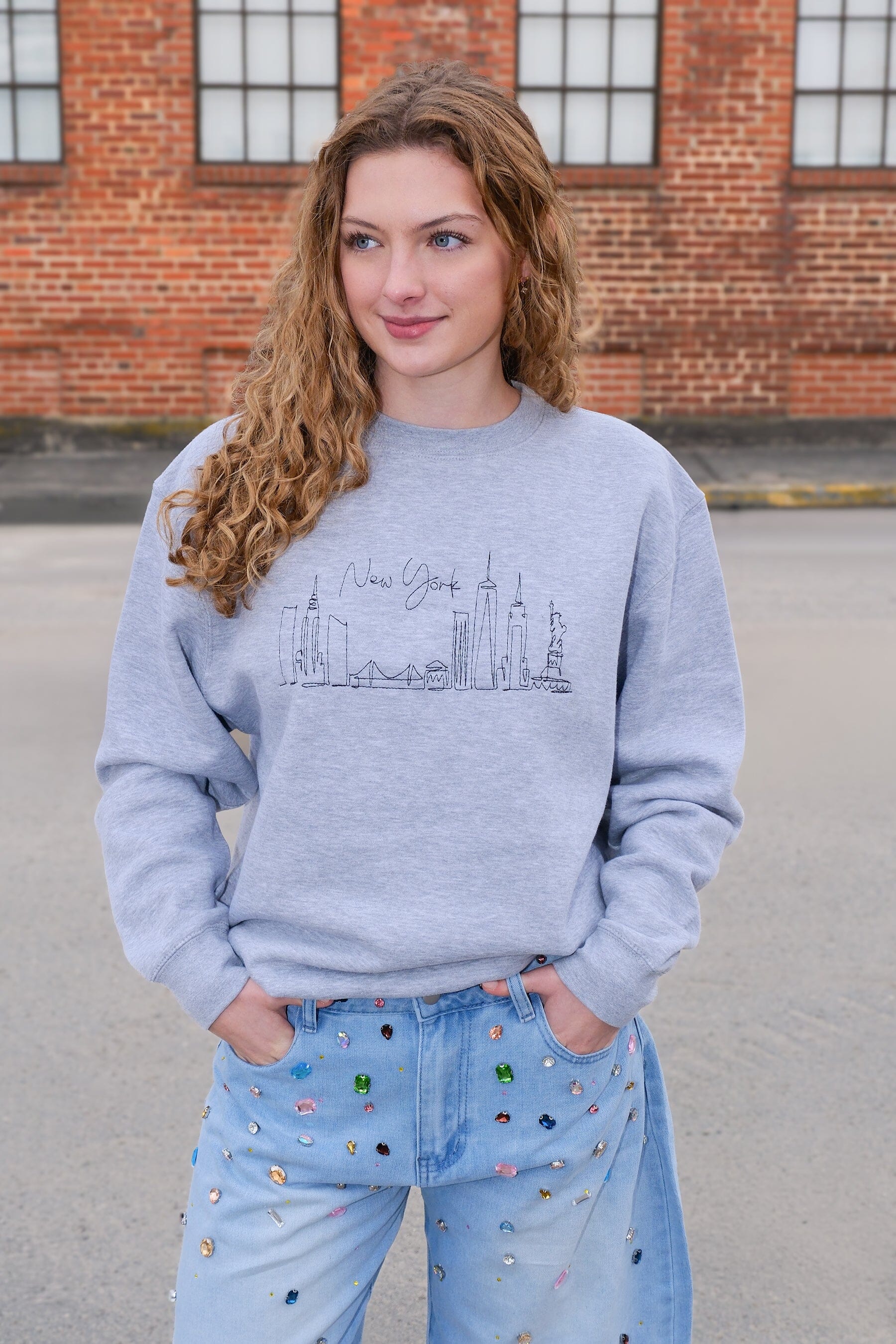 New York Skyline Grey Embroidered Sweatshirt - Image 3