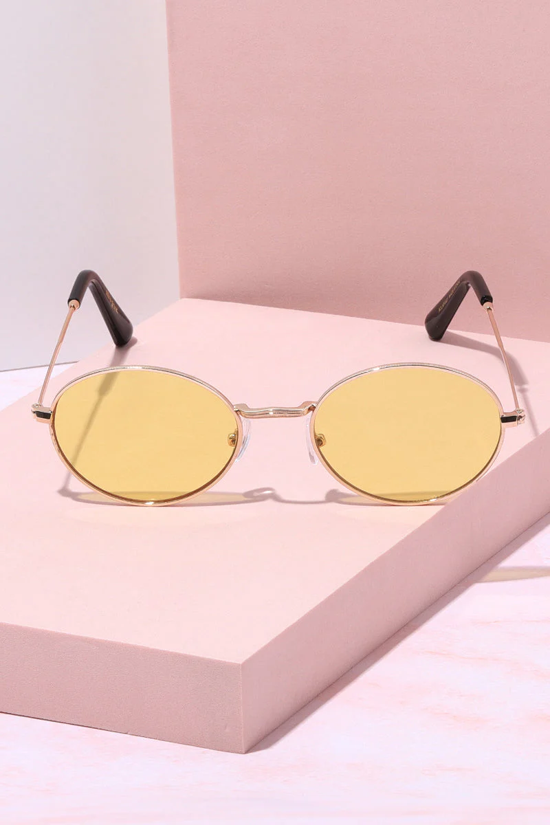 Sol Oval Metal Frame Sunglasses - Image 4