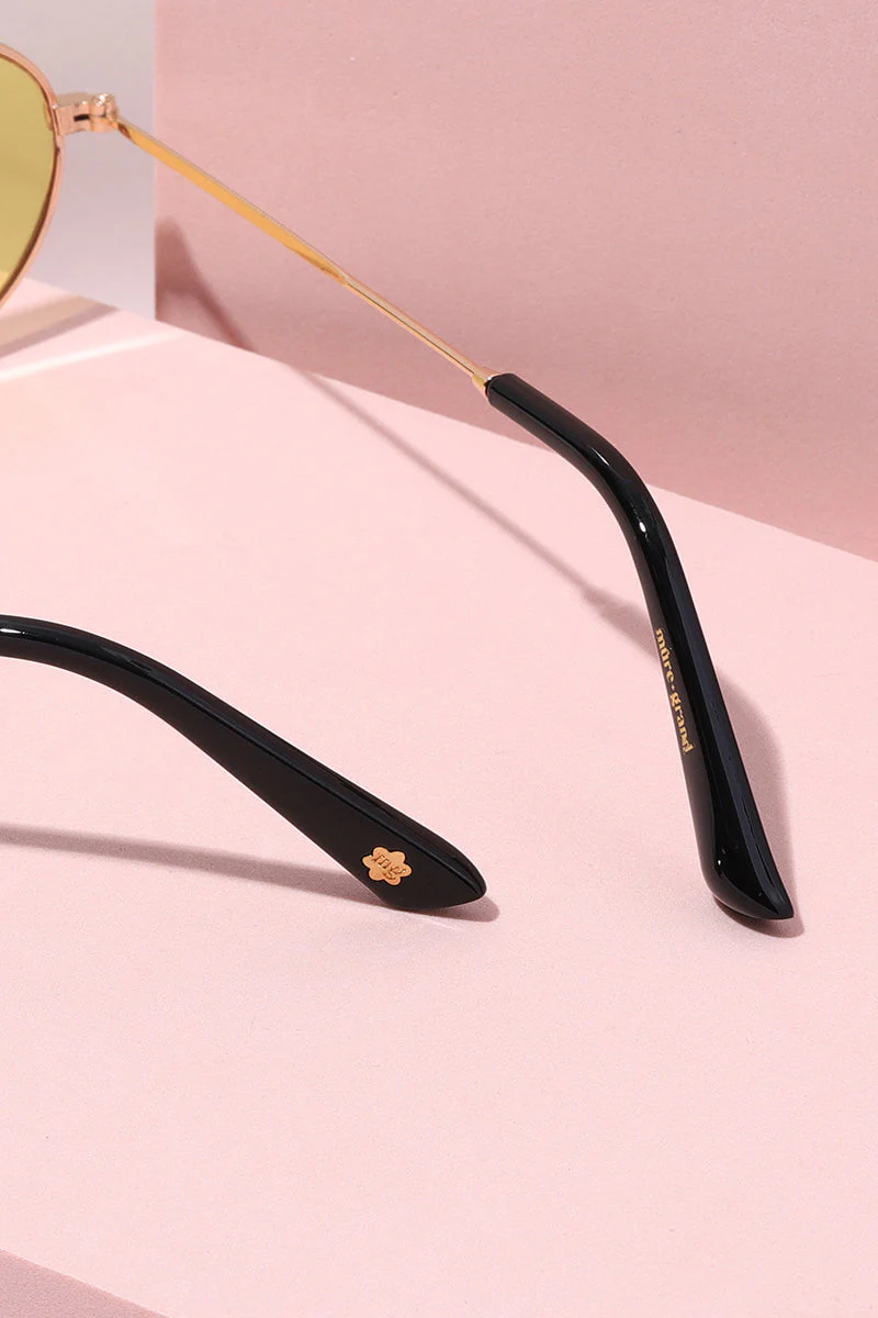 Sol Oval Metal Frame Sunglasses - Image 7