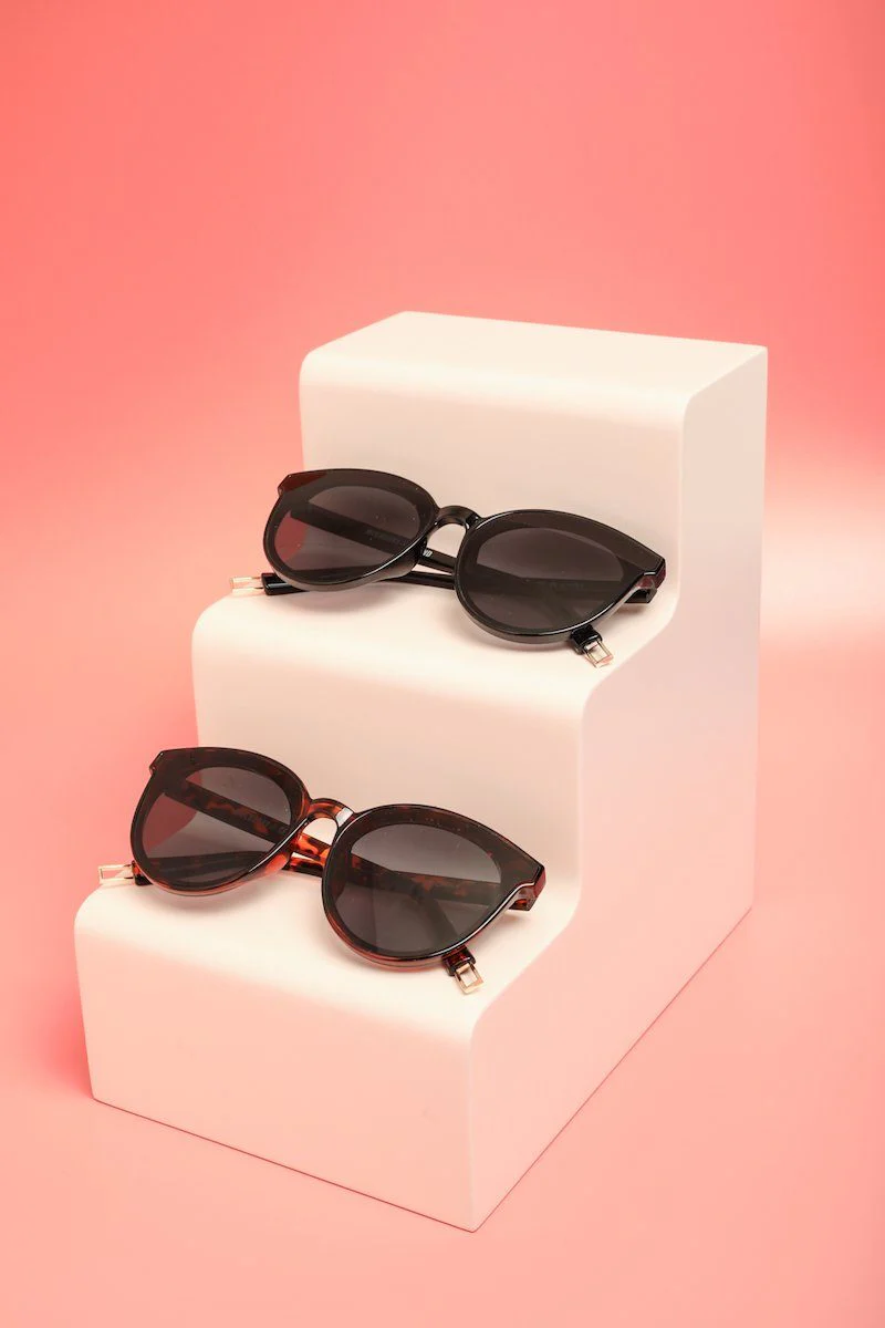 Suns Out Sunglasses - Image 8