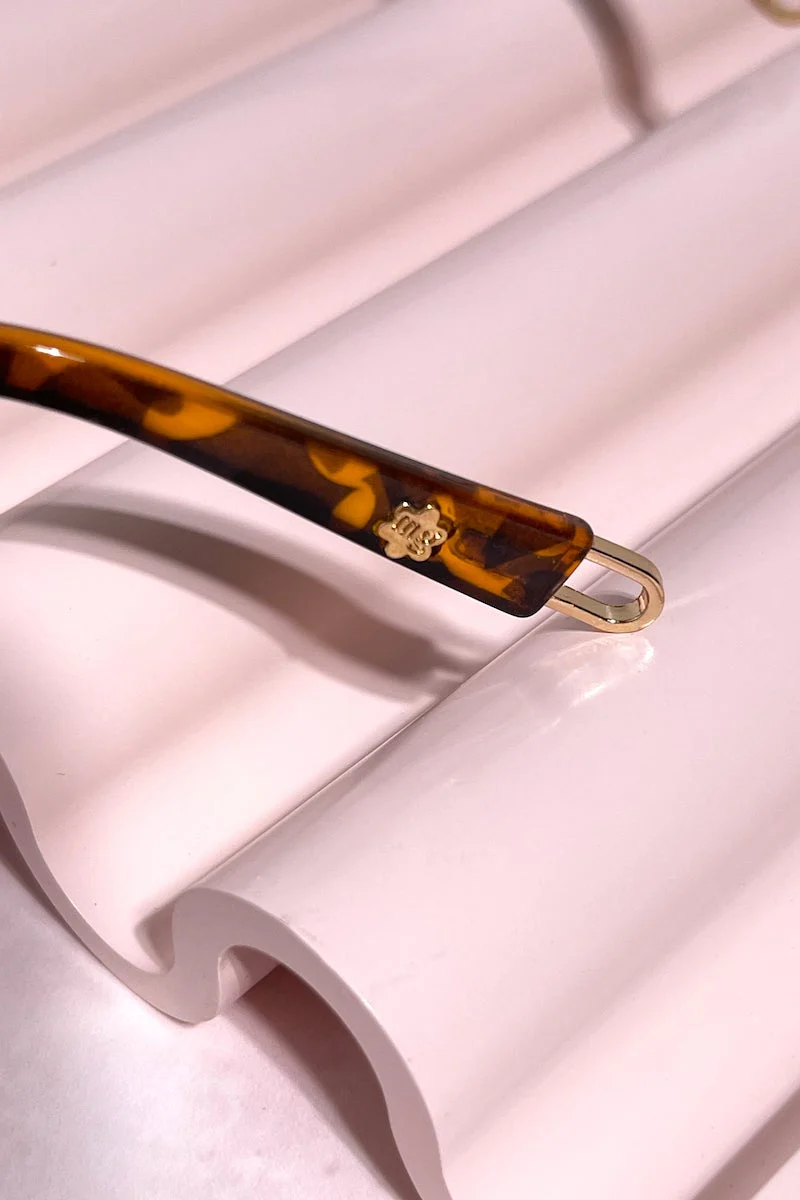 Suns Out Sunglasses - Image 9