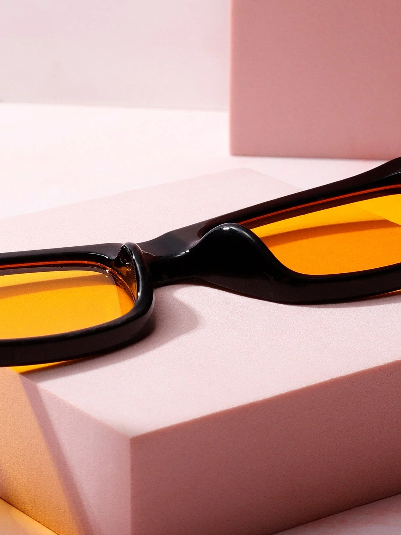 Vacanza Rectangle Frame Sunglasses - Image 6