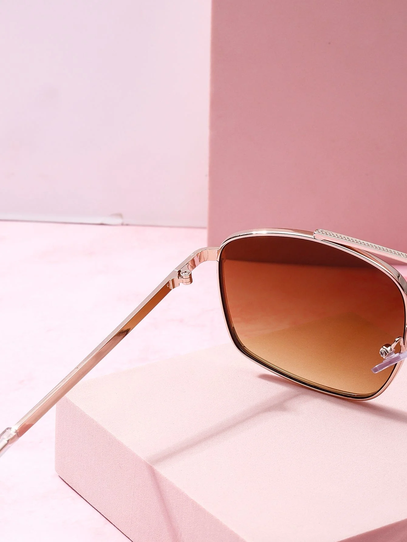 West Palm Metal Frame Aviator Sunglasses - Image 7